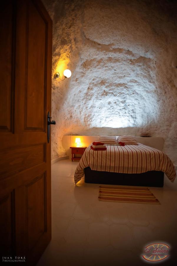 Casas Y Cuevas El Solins *